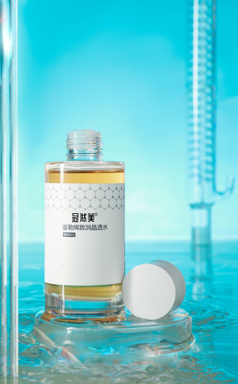 富勒烯致润晶透水